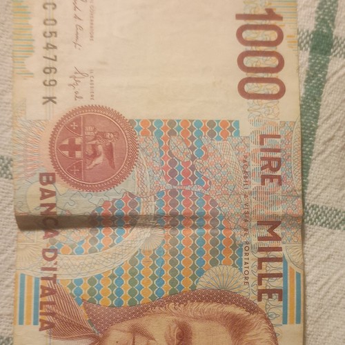 Banca italia banconota - banca,